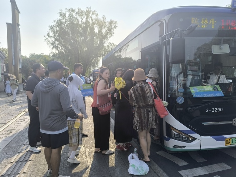 端午假期济南公交完成营运约10.7万班次，服务342.5万人次市民旅客顺畅出行