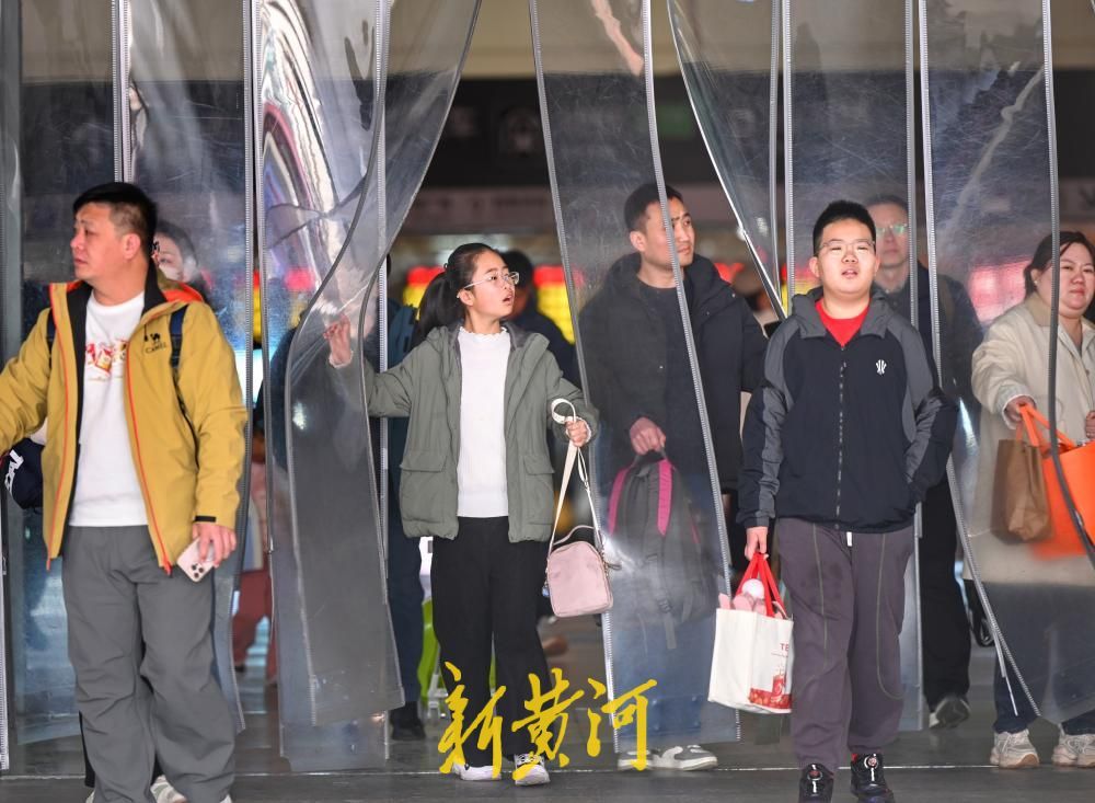 假期余额不足，返程高峰开启