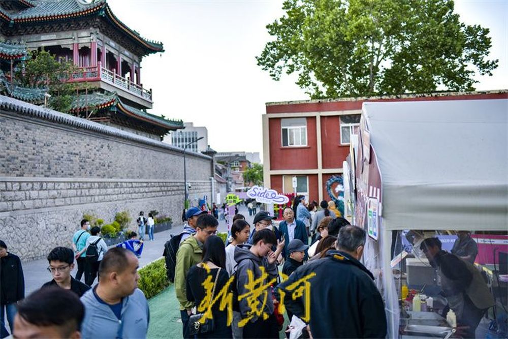 昔日小学操场变身市集，在泉城这条百年老街感受时尚气息