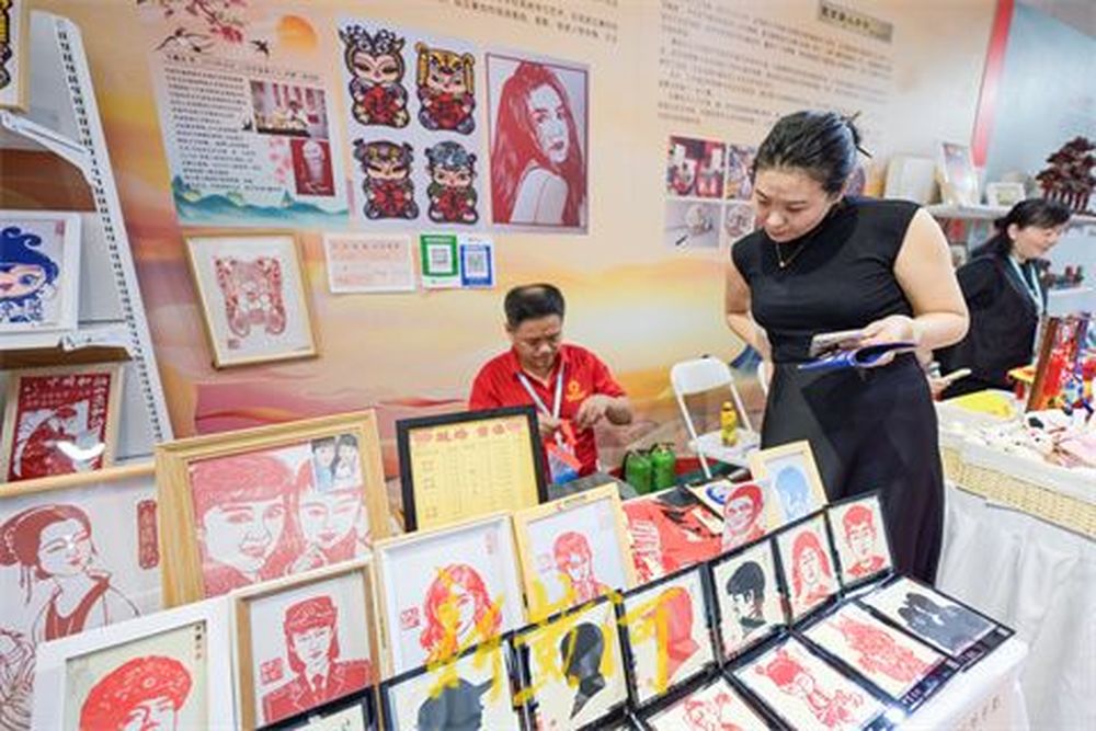 “山东手造”云集书博会，传统文化中体验山东好品