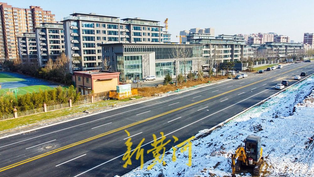 济南腊山分洪道旁建新路，连通齐州路与腊山河西路