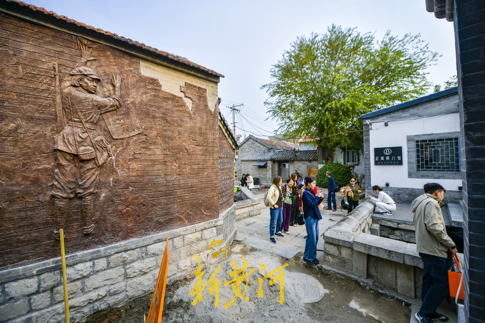 济南最短网红桥两侧道路提升改造