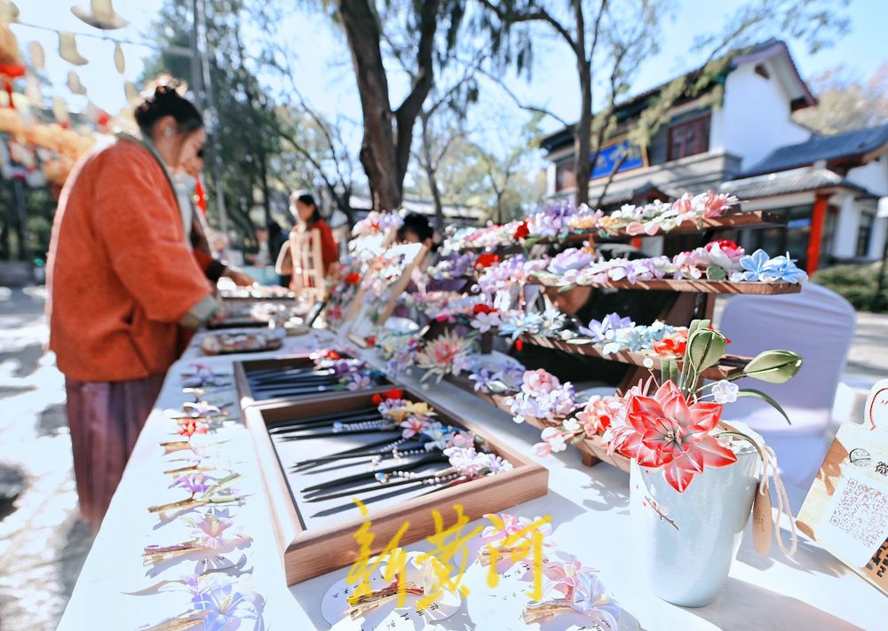 沉浸式感受国风文化，国风市集亮相济南汉服嘉年华