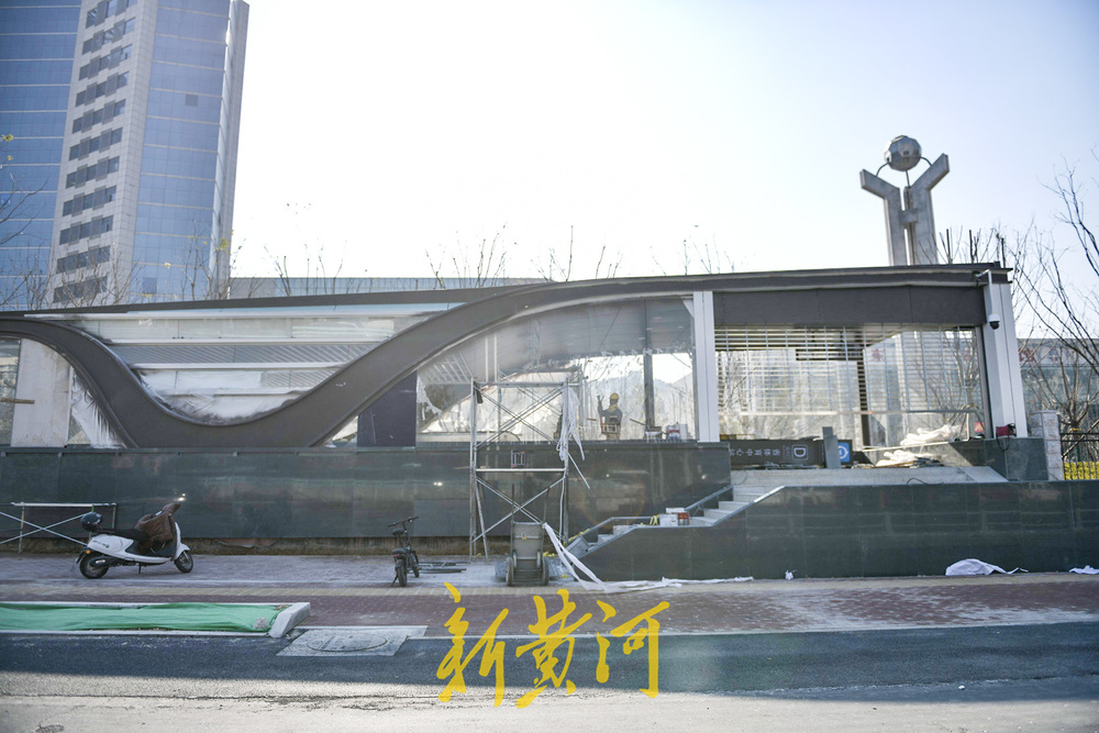 济南地铁4号线省体育中心站亮相 周边交通同步恢复