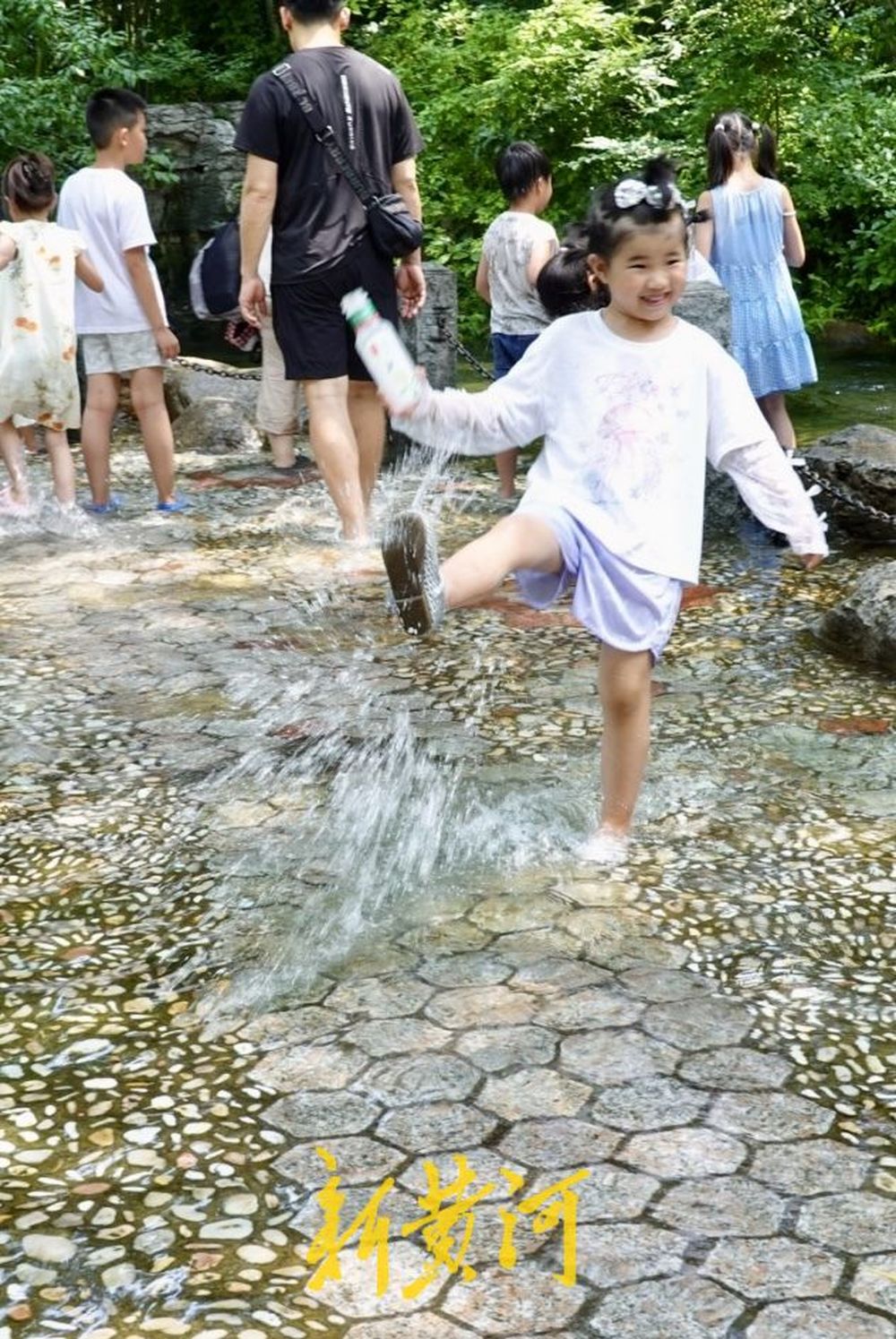 趵突泉濯缨池再现老济南“清泉石上流”奇观-新黄河APP