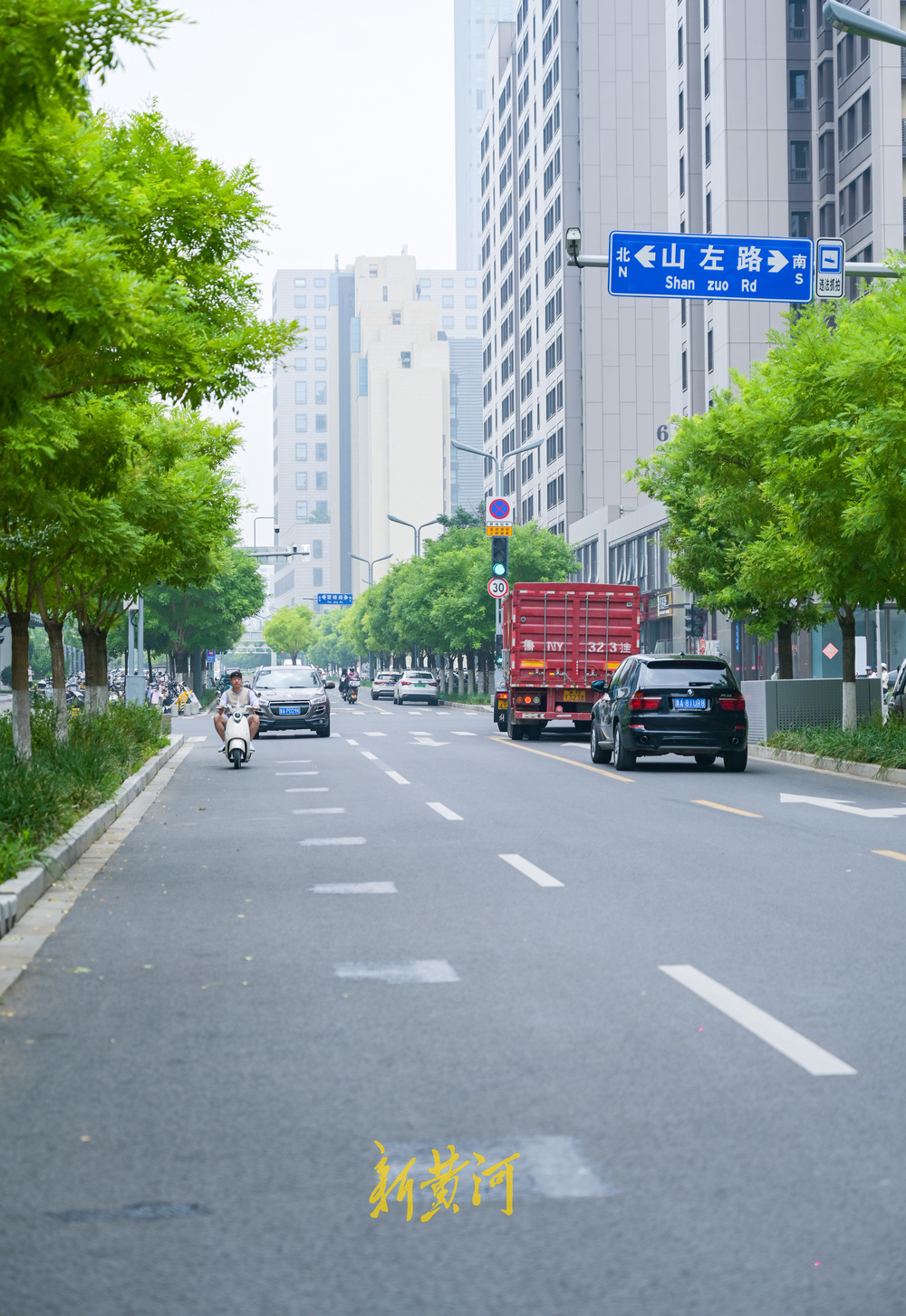 济南cbd多条街巷取消道路停车位