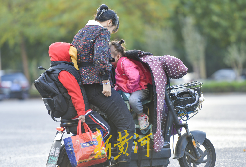 深秋冷空气“到货”，济南断崖式降温至3℃  