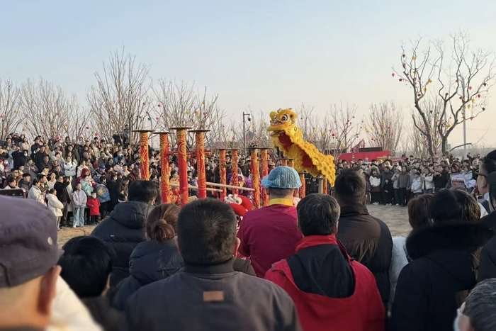 打造春节文旅新地标!鹊山生态文化区日均涌入游客近5万人次