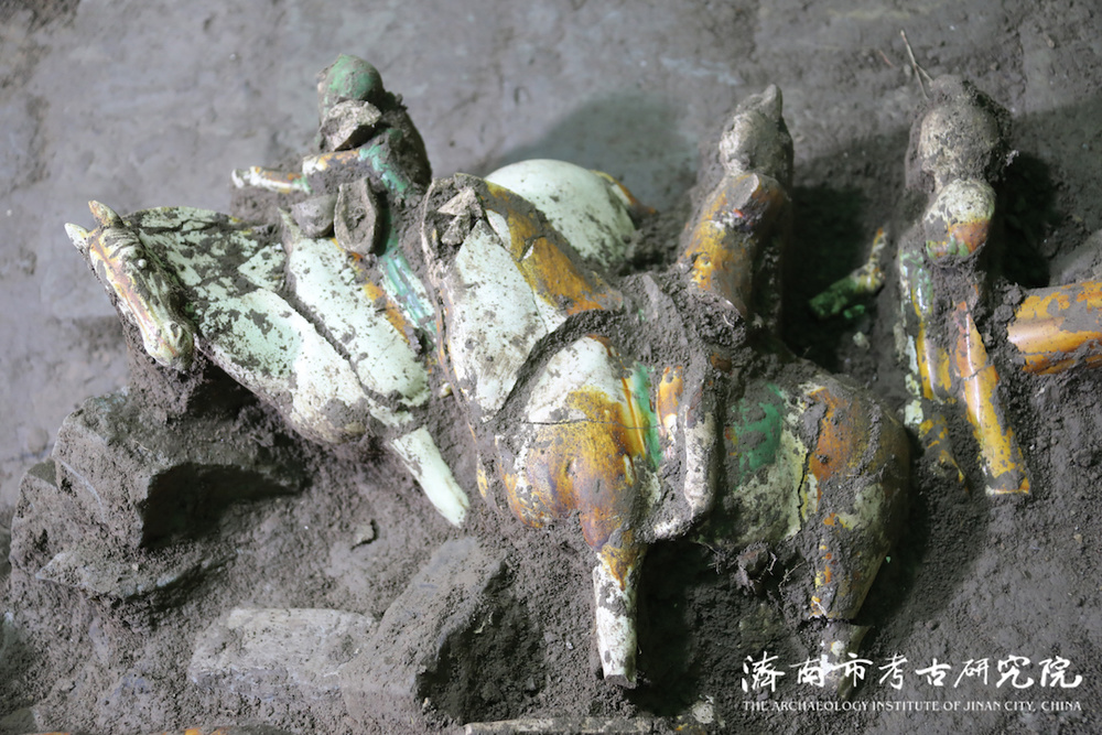 济南新出土50余件唐三彩，创多项“山东之最”，详解背后玄机