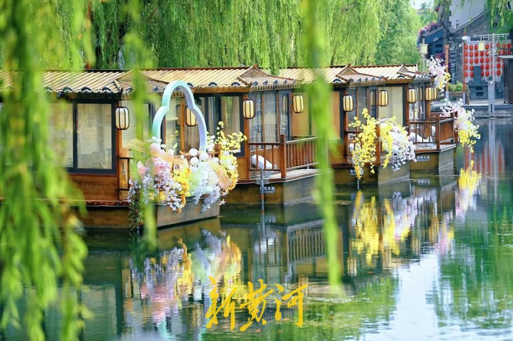 画舫凌波映垂柳，济南百花洲解锁泉城古韵新景