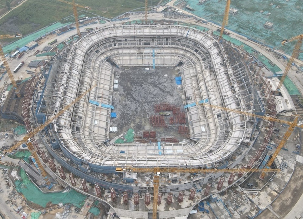 济南黄河体育中心足球场全面开始屋盖钢结构施工  