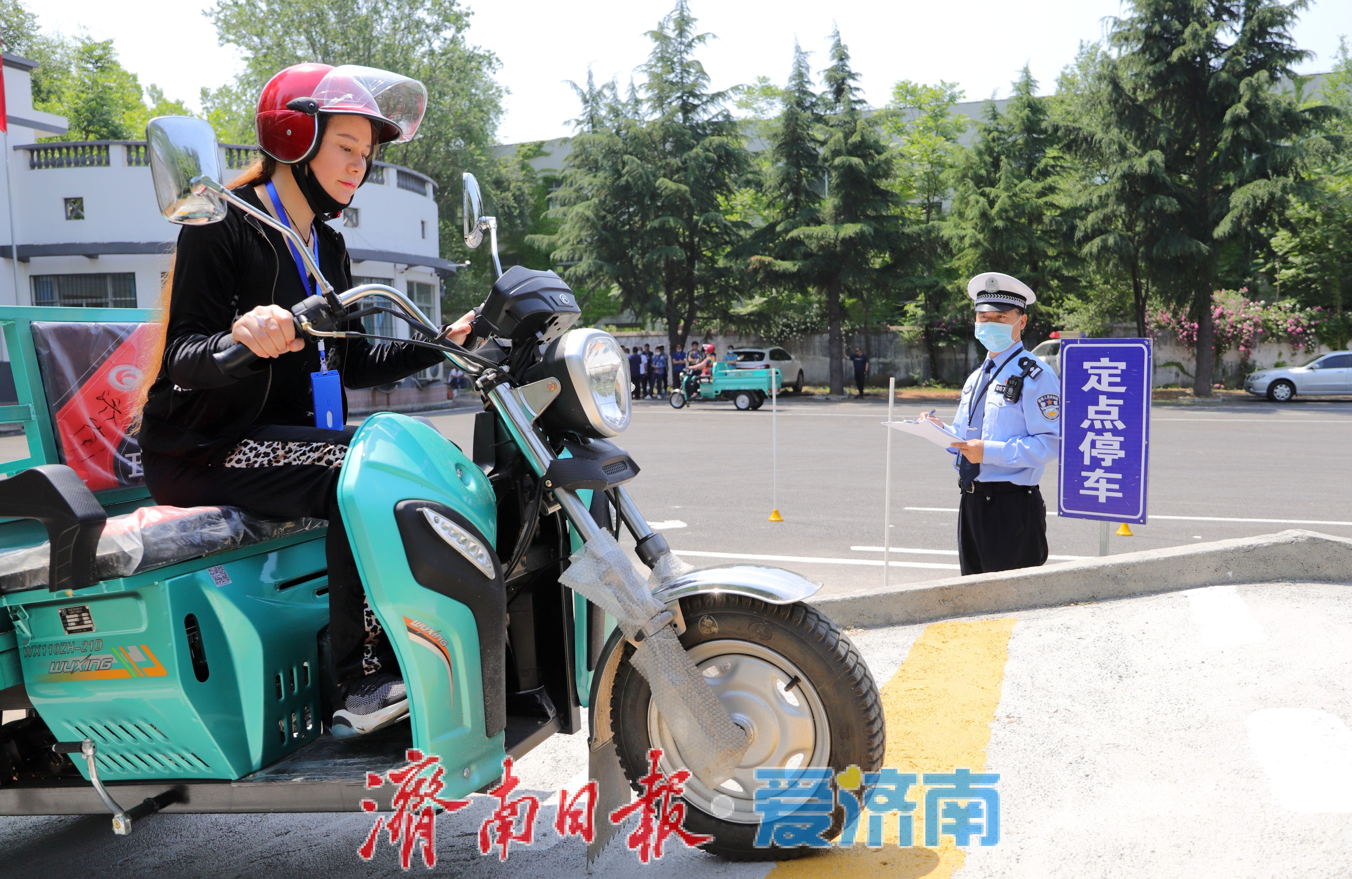 错时可约延时能考，济南车管所推出摩托车驾照“下班考”