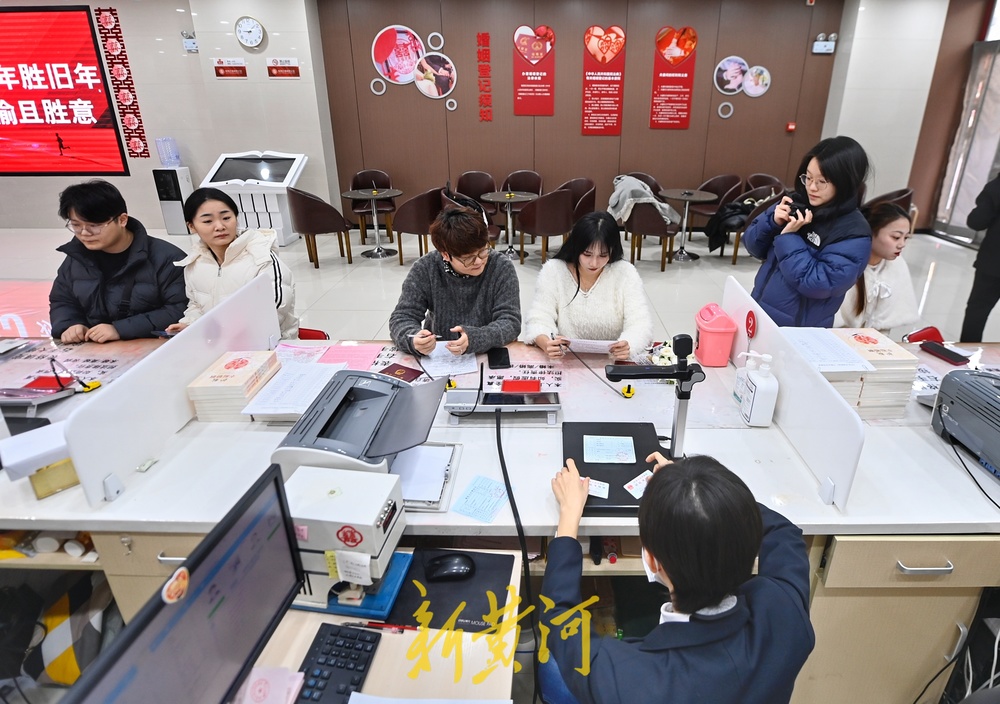 恭喜恭喜！新年开启人生新阶段