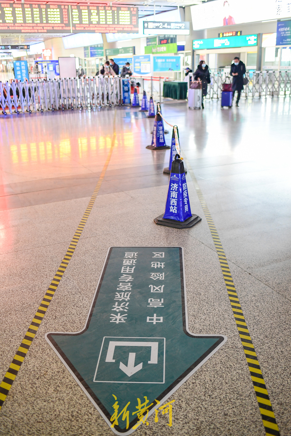 春运开启 济南车站严把出口防疫关