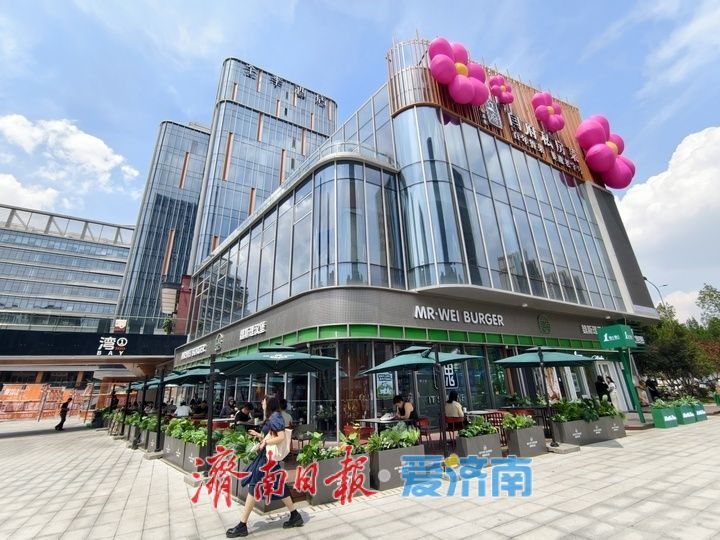 济南首个公园式商业街区 济南CBD绿地国金天地项目东区静待明日开街