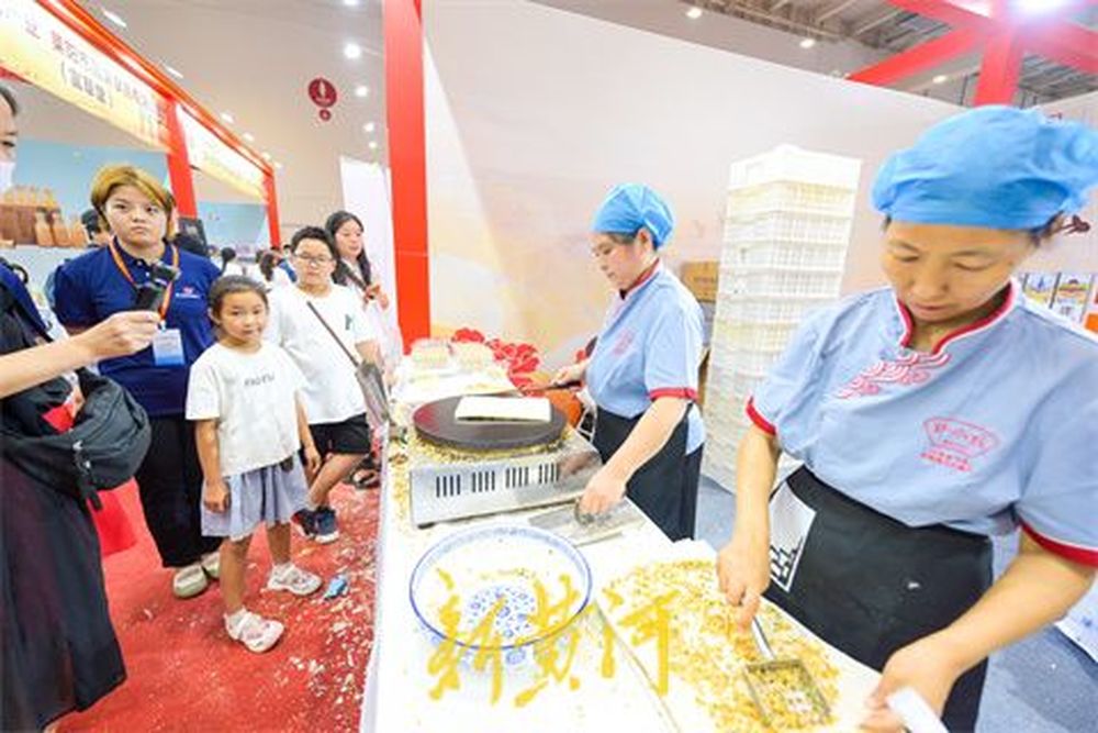 “山东手造”云集书博会，传统文化中体验山东好品