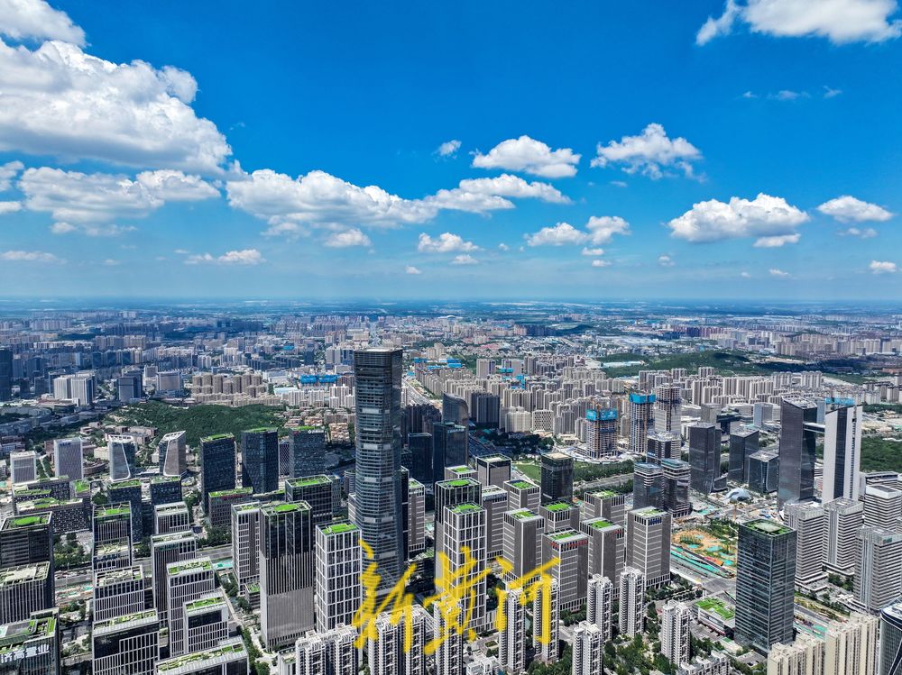 云卷云舒，活力盛夏！现代与自然交织的泉城夏日盛景 